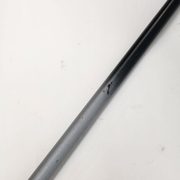 Titleist PT Mid Size Driver MG-305R Regular Graphite RH 44.25in (Dents in Crown) - Picture 10 of 14
